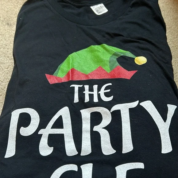 NWOT Party elf Christmas Tee - Picture 6 of 7